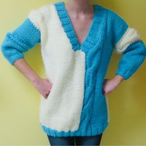 Blue Sweater Cardigan knitted Sz M🤩